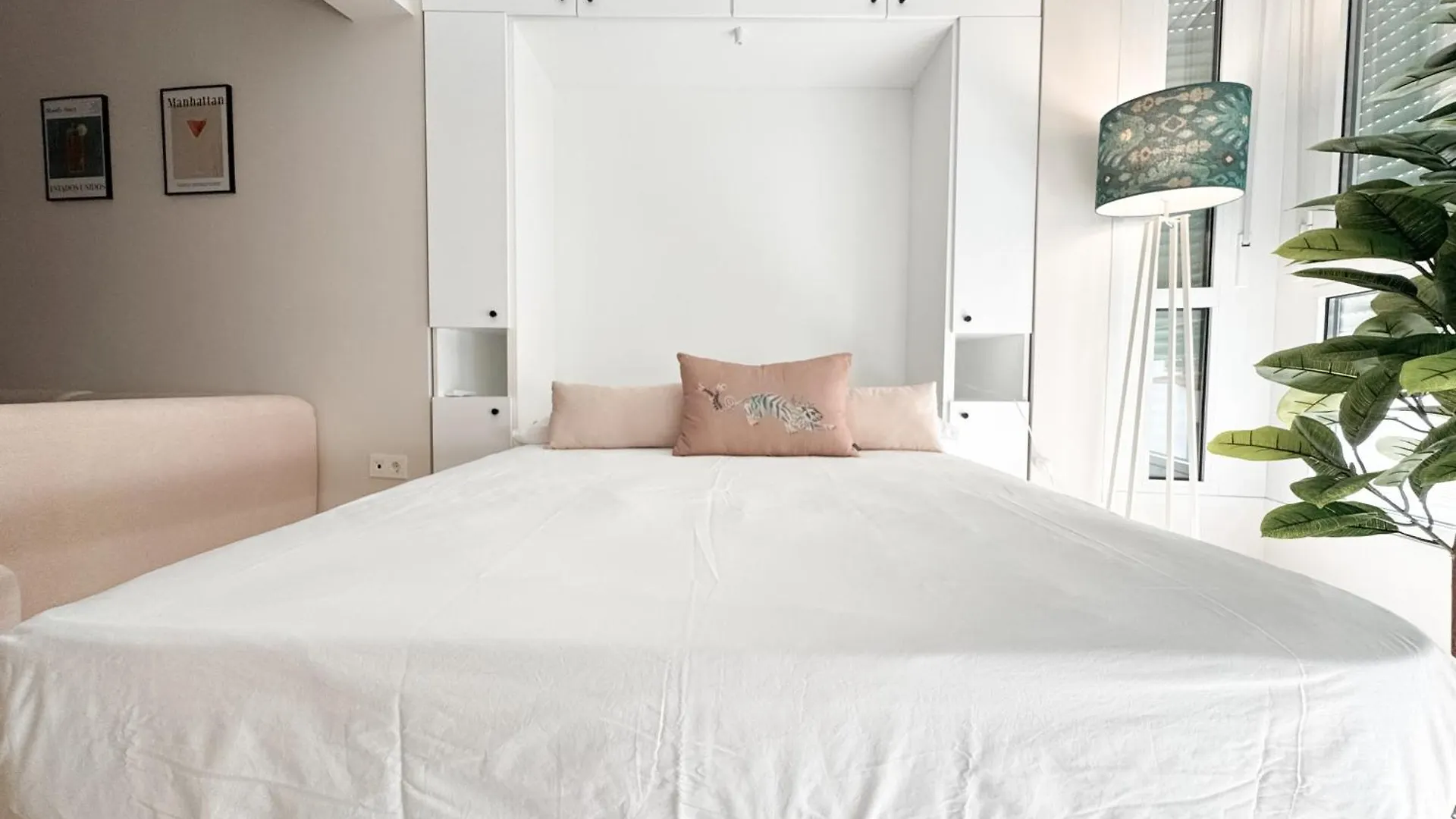 Monkeys Apartments Quintana C2 Seville 0*,  Spain