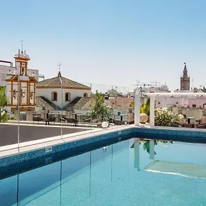 Radisson Collection Hotel, Magdalena Plaza מלון