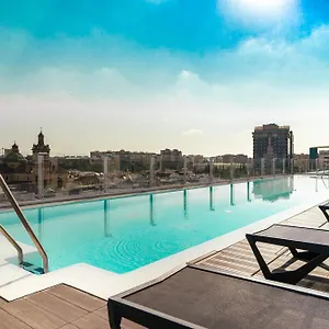 Giralda Center Hotel